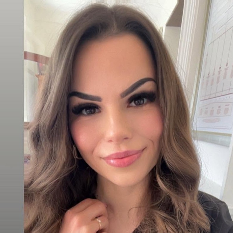 Petyerák Zsanett